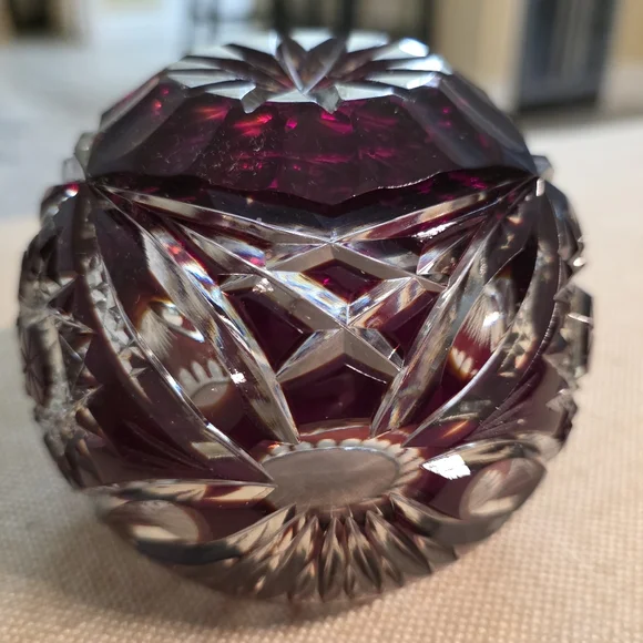 VINTAGE CUT TO CLEAR CRYSTAL RUBY RED CRANBERRY BOWL VASE - Picture 3 of 7